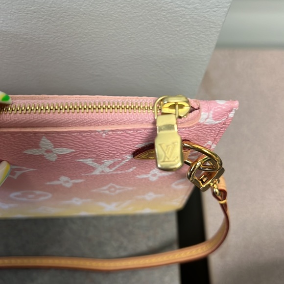 Louis Vuitton by the pool Neverfull pouch **1 day sale** - Picture 3 of 6
